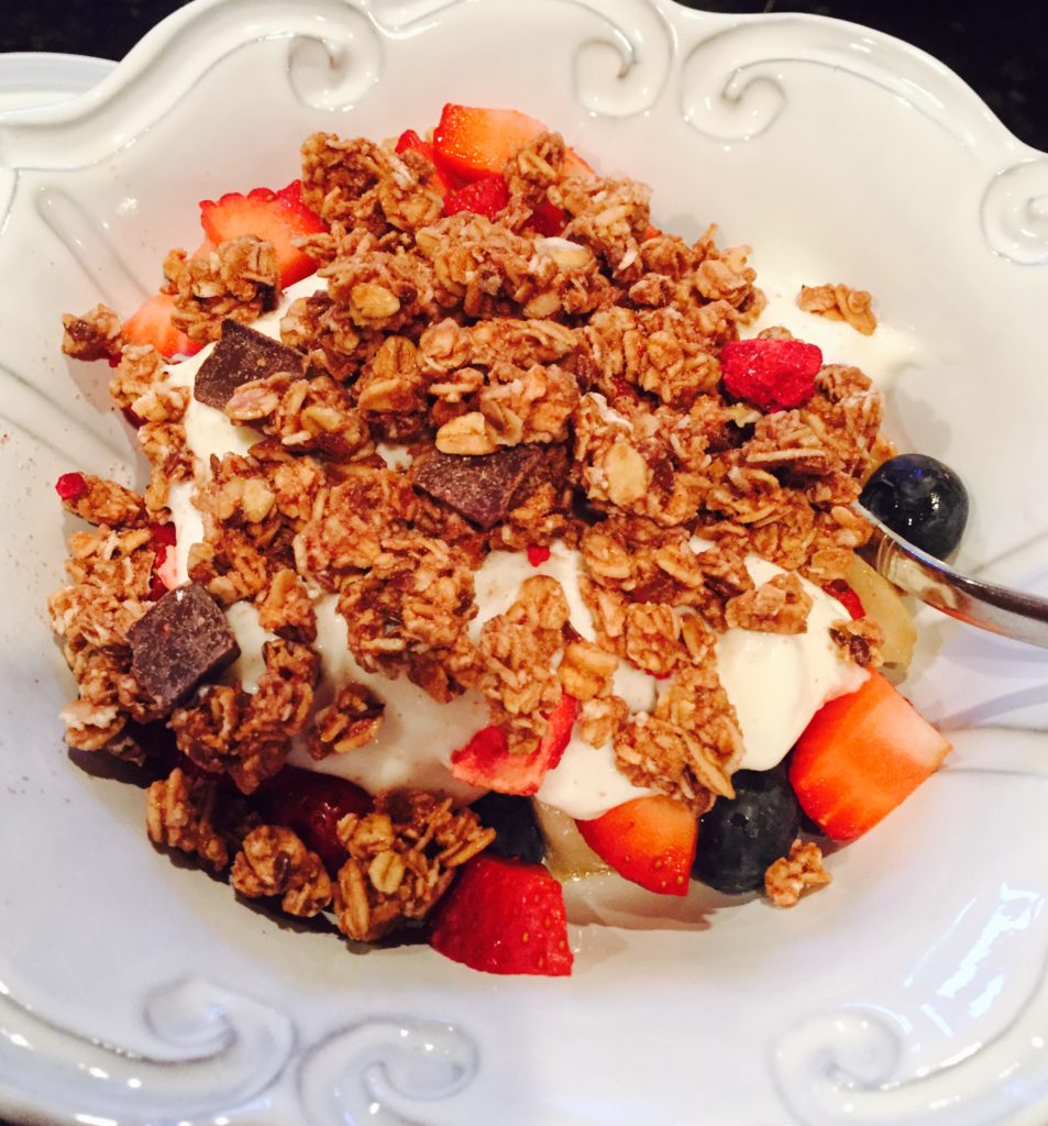 Healthy breakfast yogurt parfait