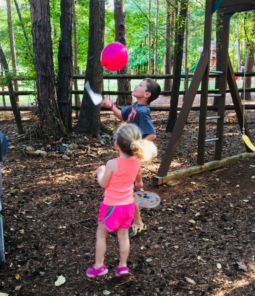 Balloon Tennis