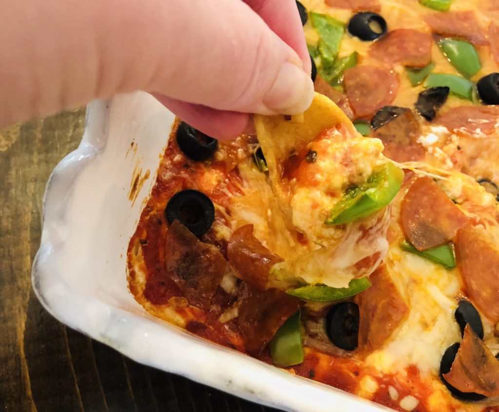 Easy Cheesy Pizza Party Dip