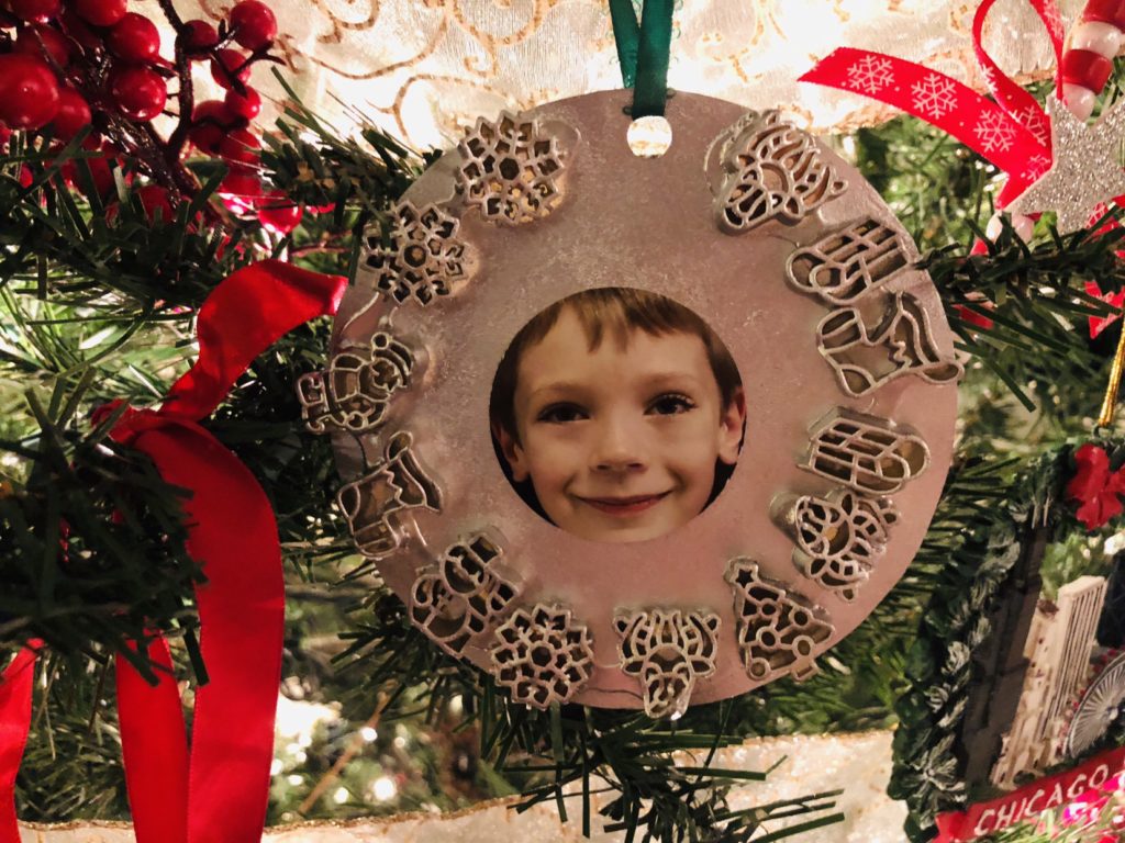 Create a Christmas Tree of Memories - Glitter On A Dime