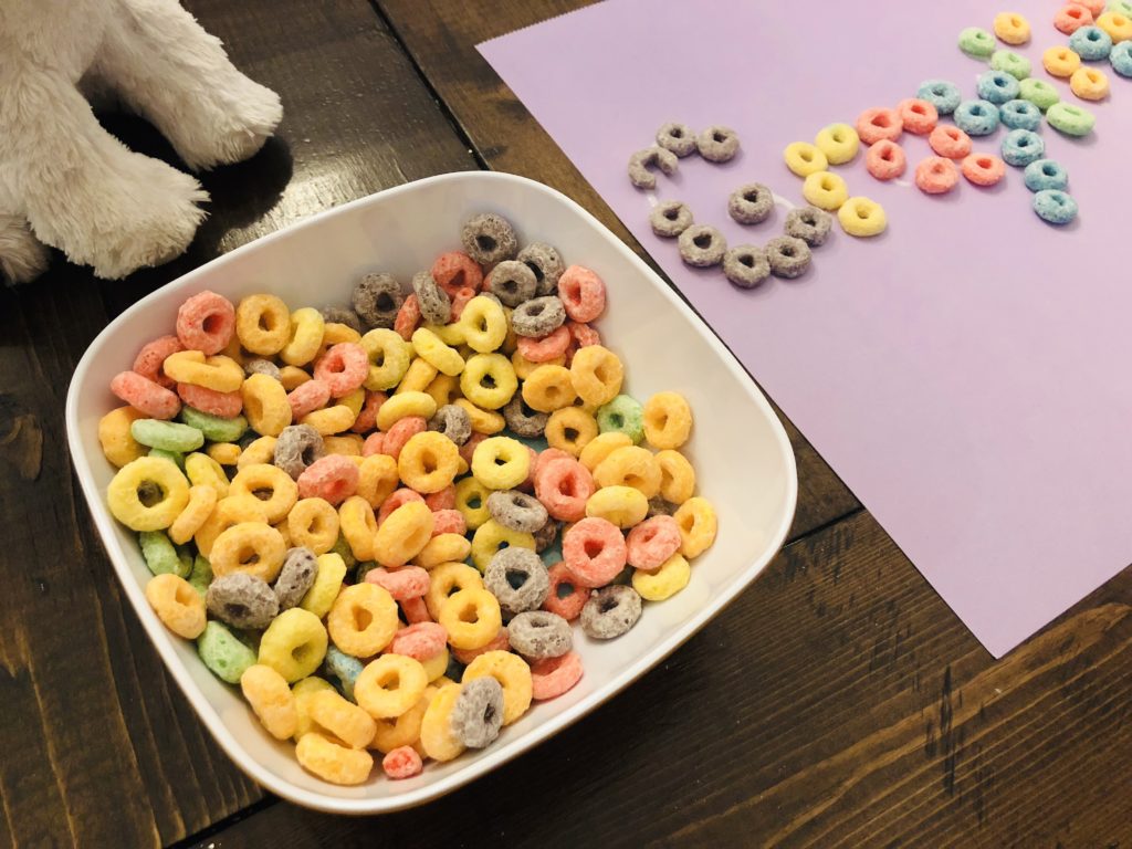 Fine Motor Activities Using Fruit Loops - These are all great learning activities for preschoolers or toddlers!