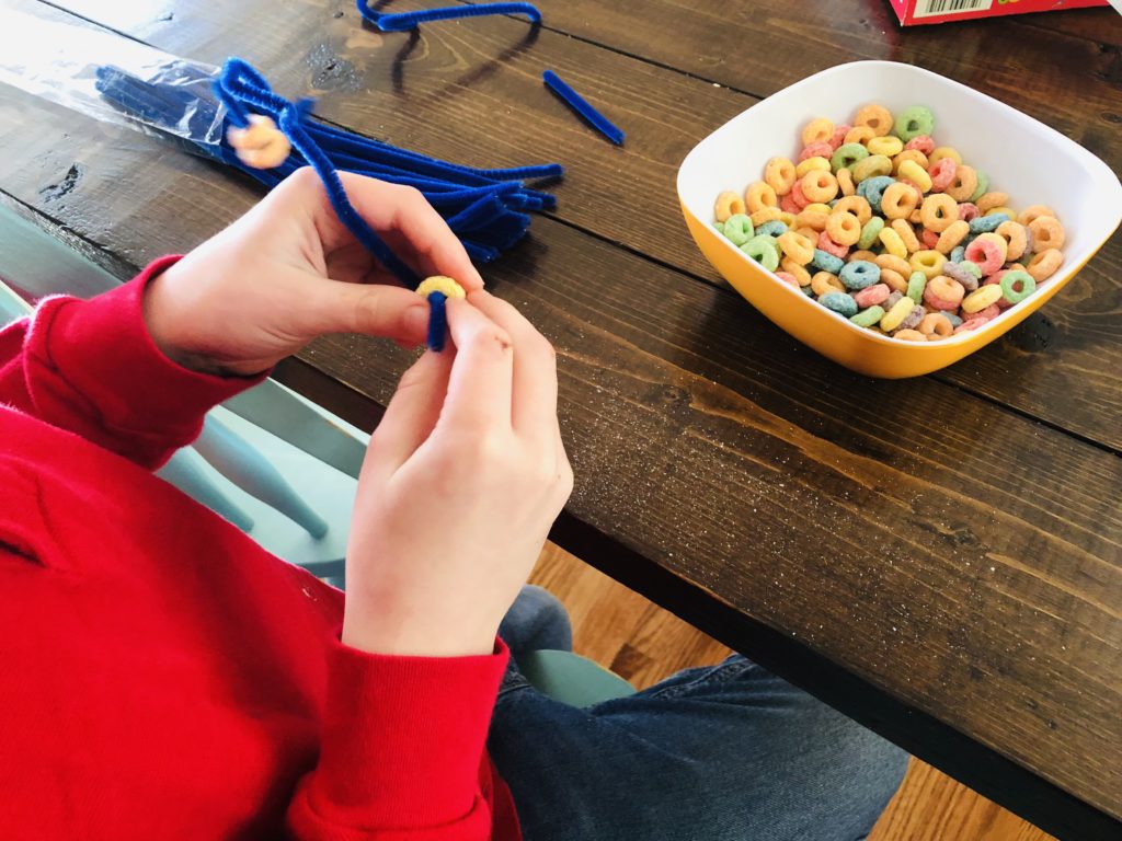 Fruit Loop Bird Feeder Craft