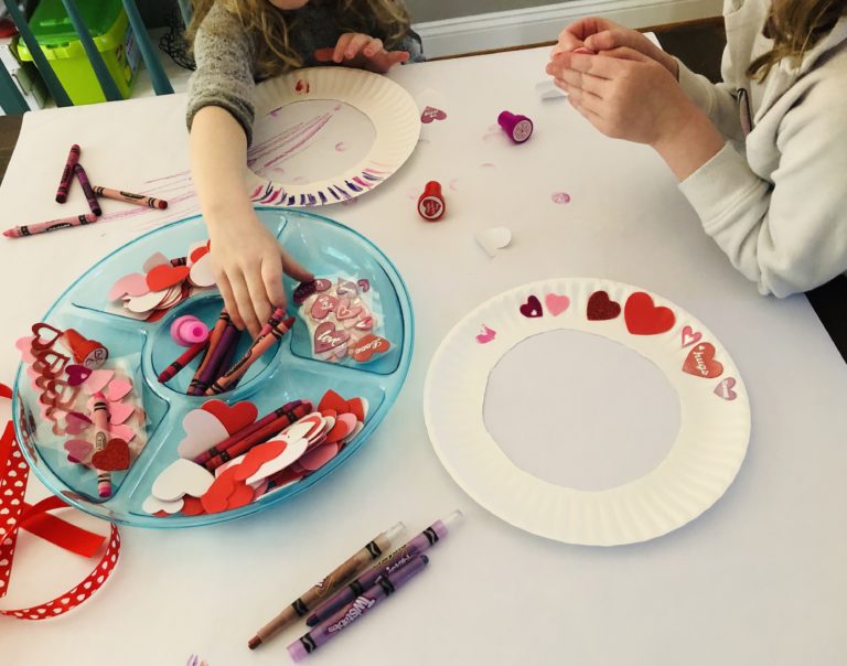 Valentine Heart Paper Plate Wreath Craft - Glitter On A Dime
