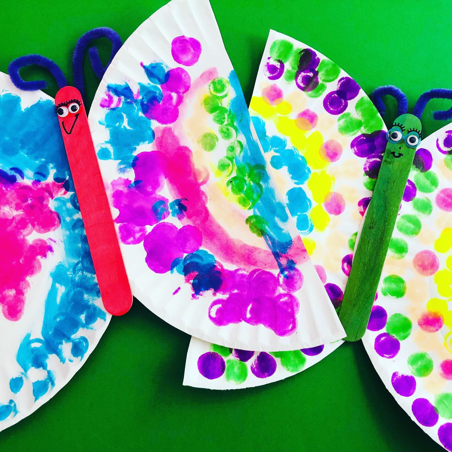Create paper plate butterflies with dot markers glitter on a dime
