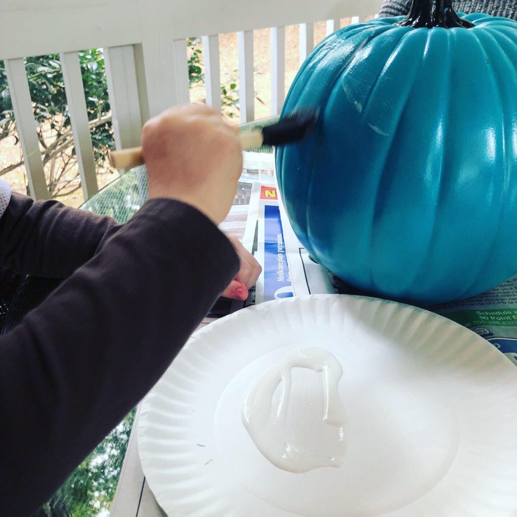 Painting the Elsa Frozen Pumpkin with Glitter Paint