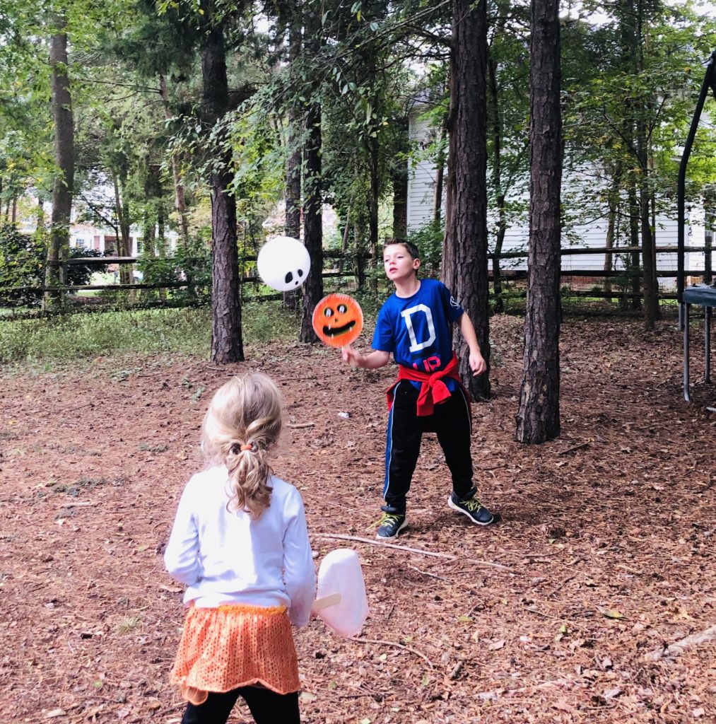 Halloween Balloon Tennis Party Game