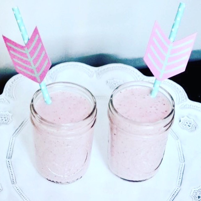 Sweetheart Strawberry Smoothie for Kids’ Valentine Breakfast