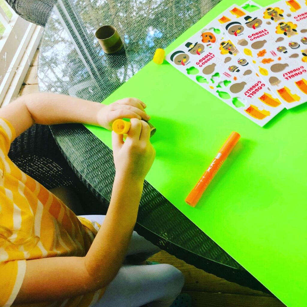 Thanksgiving Napkin Ring Craft for Kids