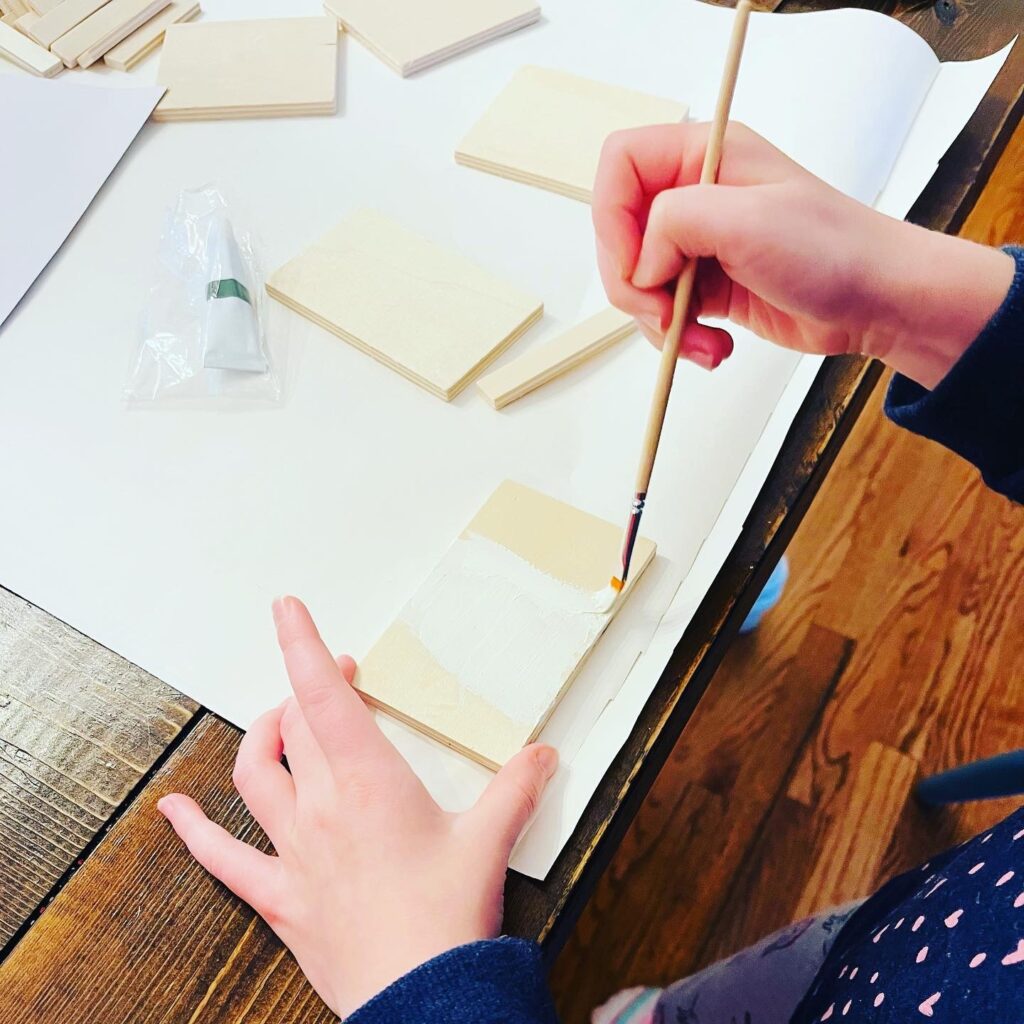 Creating DIY Ornament Crafts from Kit