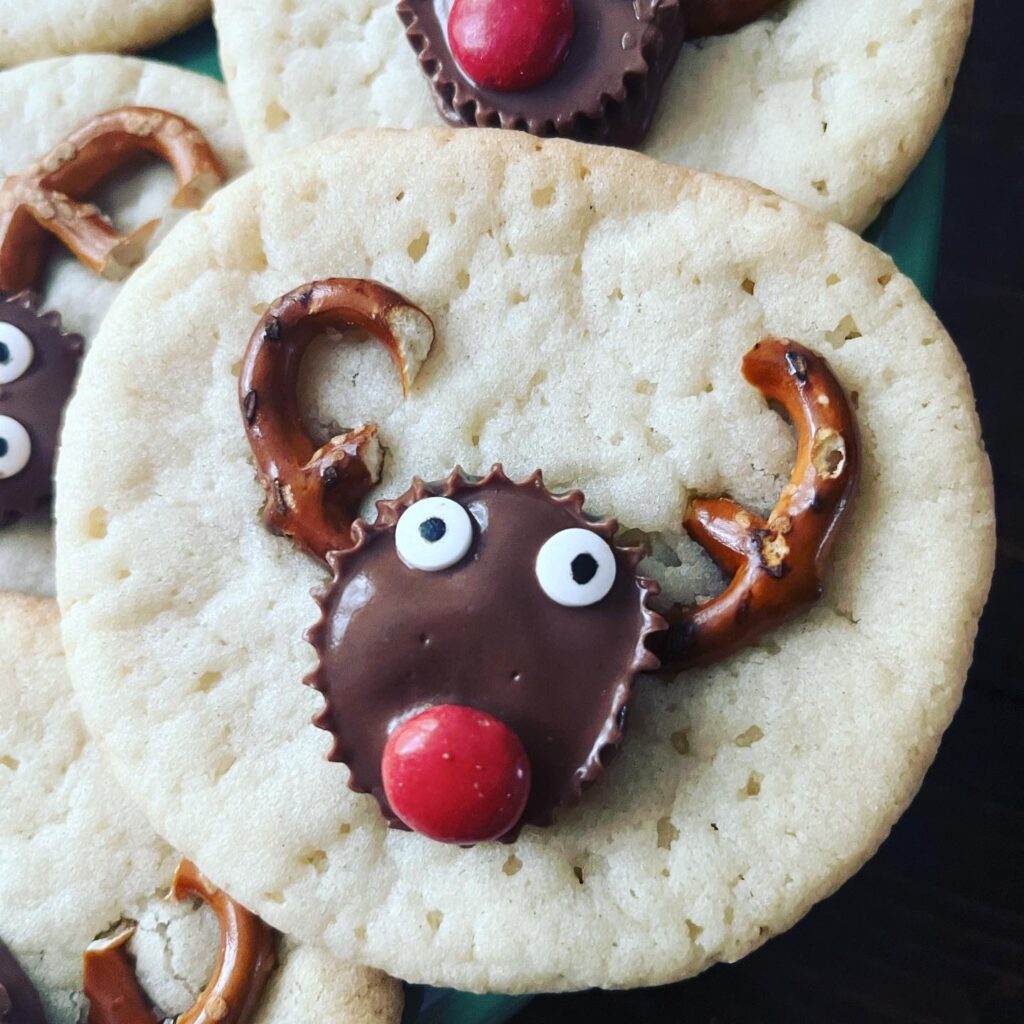 Reindeer Pretzel Cookies
