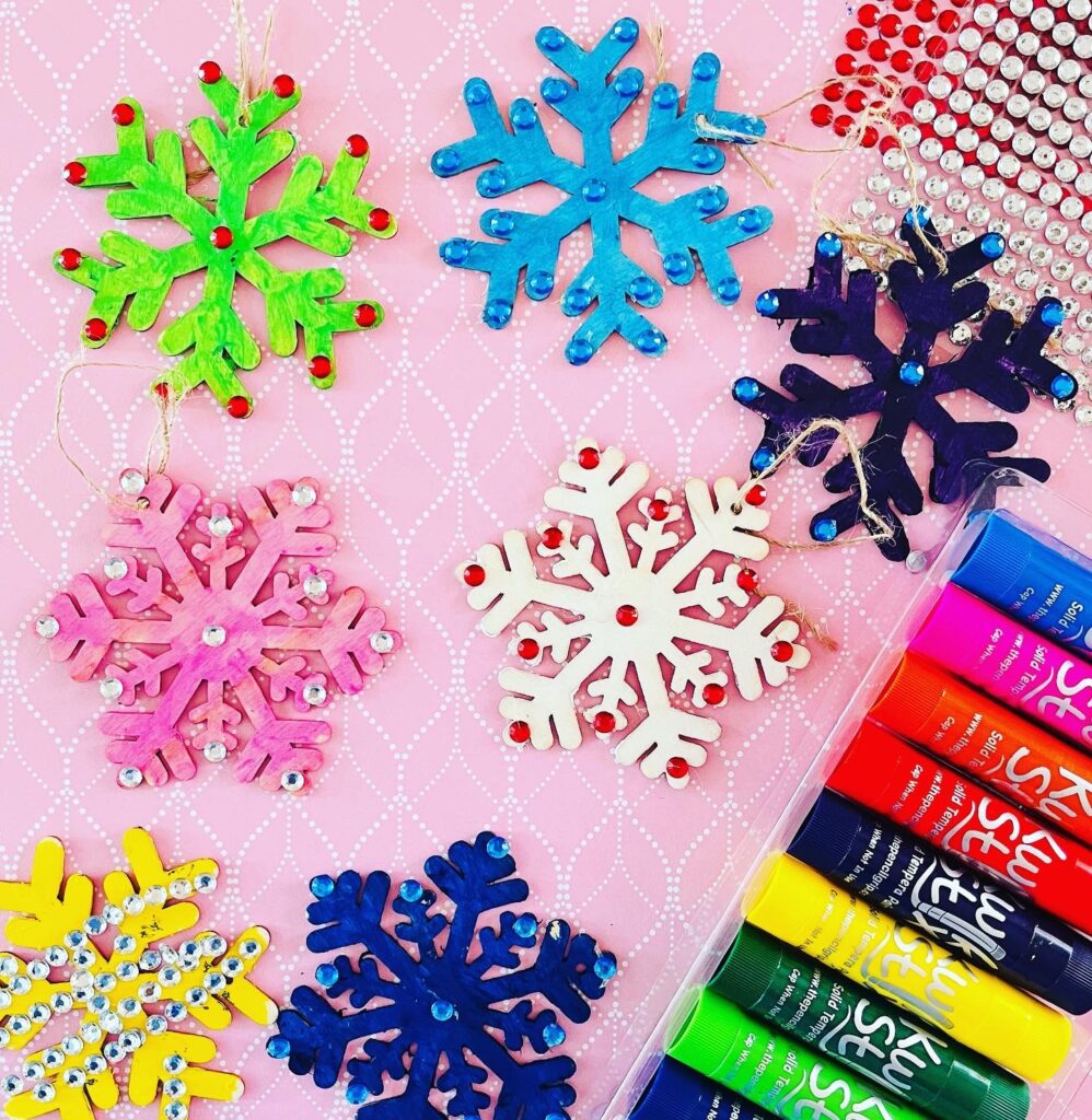 Dollar Tree Snowflake Craft for Kids using Kwik Stix