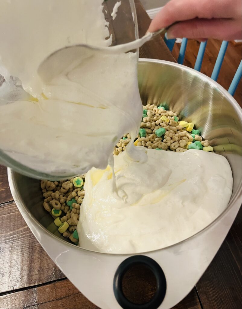 Lucky Charms Cake Instructions