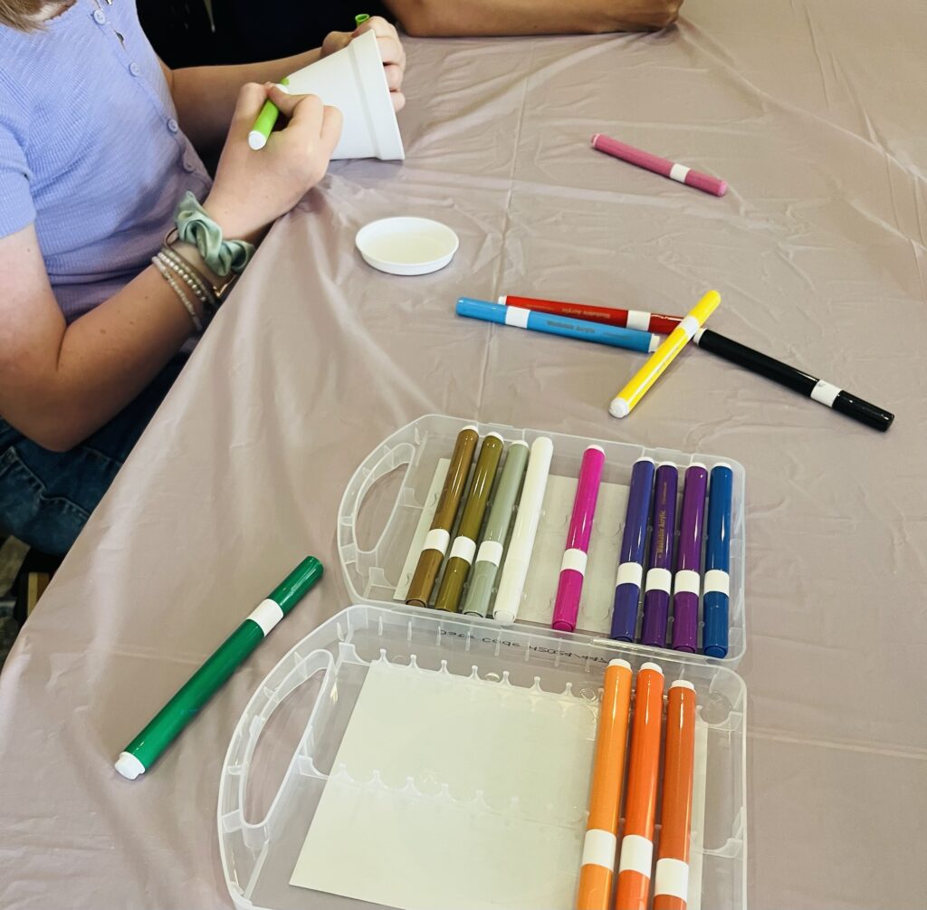 Flower Pot Craft Using Acrylic Markers