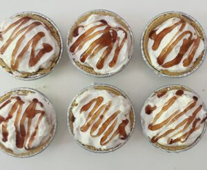 Cute Mini Strawberry Ice Cream Pies for Summer
